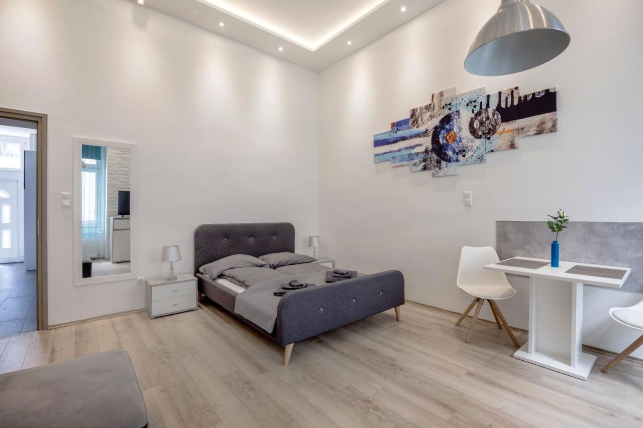 Elegant Studio In Central Budapest Exterior foto